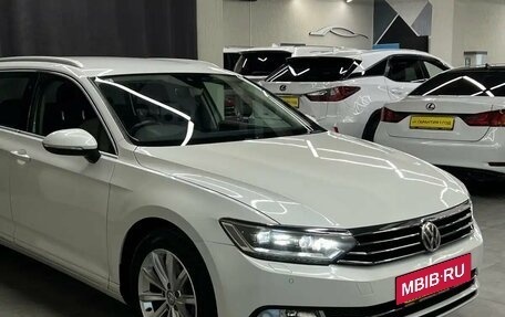 Volkswagen Passat B8 рестайлинг, 2015 год, 1 397 000 рублей, 7 фотография