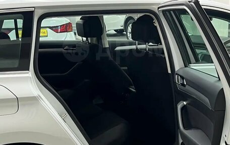 Volkswagen Passat B8 рестайлинг, 2015 год, 1 397 000 рублей, 19 фотография