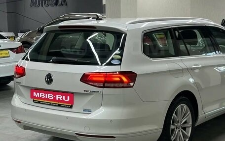 Volkswagen Passat B8 рестайлинг, 2015 год, 1 397 000 рублей, 26 фотография