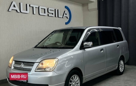 Mitsubishi Dion I рестайлинг, 2002 год, 647 000 рублей, 3 фотография