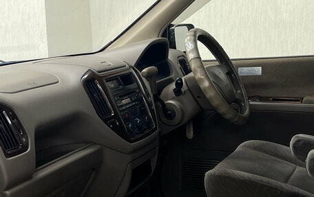 Mitsubishi Dion I рестайлинг, 2002 год, 647 000 рублей, 18 фотография