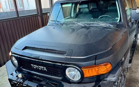 Toyota FJ Cruiser, 2006 год, 2 500 000 рублей, 2 фотография