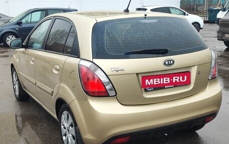 KIA Rio II, 2011 год, 695 000 рублей, 6 фотография