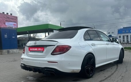 Mercedes-Benz E-Класс, 2016 год, 1 400 000 рублей, 9 фотография