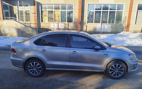 Volkswagen Polo VI (EU Market), 2018 год, 1 330 000 рублей, 4 фотография