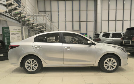 KIA Rio IV, 2018 год, 1 250 000 рублей, 8 фотография