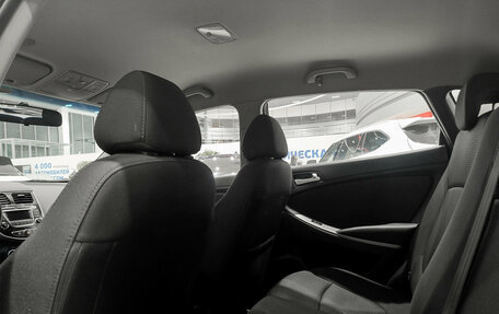 Hyundai Solaris II рестайлинг, 2015 год, 1 099 000 рублей, 12 фотография