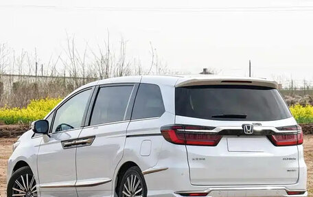 Honda Elysion, 2025 год, 5 660 000 рублей, 4 фотография