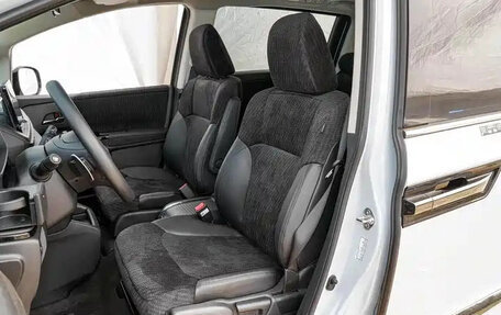 Honda Elysion, 2025 год, 5 660 000 рублей, 13 фотография