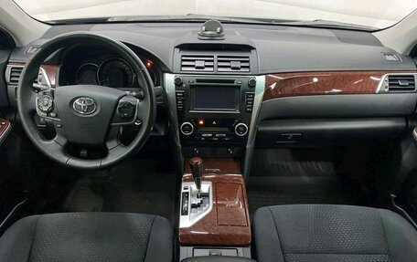 Toyota Camry, 2014 год, 2 099 000 рублей, 9 фотография