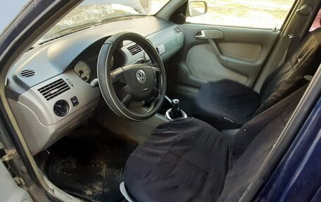 Volkswagen Pointer, 2005 год, 150 000 рублей, 2 фотография