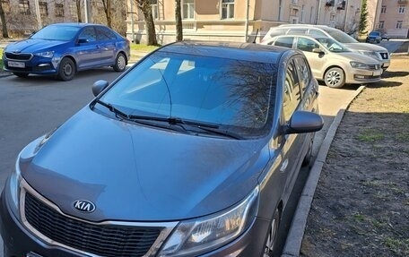 KIA Rio III рестайлинг, 2013 год, 700 000 рублей, 2 фотография