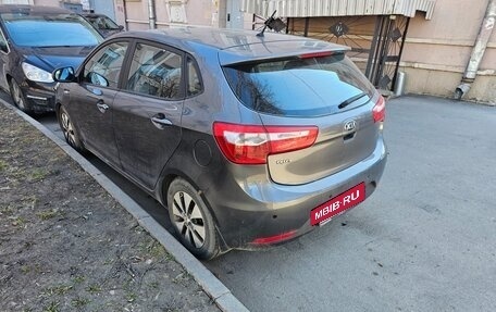 KIA Rio III рестайлинг, 2013 год, 700 000 рублей, 4 фотография