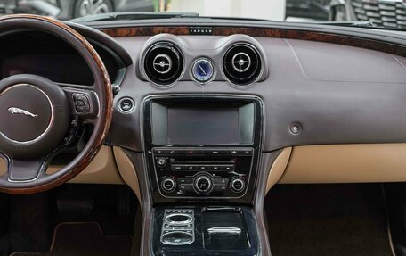 Jaguar XJ IV (X351), 2011 год, 1 650 000 рублей, 17 фотография