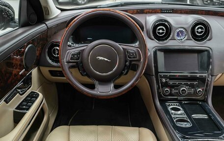 Jaguar XJ IV (X351), 2011 год, 1 650 000 рублей, 18 фотография