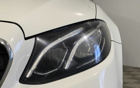 Mercedes-Benz E-Класс, 2019 год, 3 990 000 рублей, 8 фотография