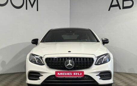 Mercedes-Benz E-Класс, 2019 год, 3 990 000 рублей, 3 фотография