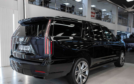 Cadillac Escalade V, 2025 год, 22 364 634 рублей, 8 фотография
