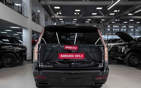 Cadillac Escalade V, 2025 год, 22 364 634 рублей, 7 фотография