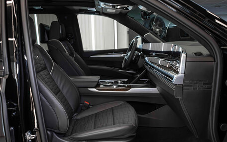 Cadillac Escalade V, 2025 год, 22 364 634 рублей, 28 фотография