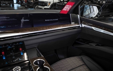 Cadillac Escalade V, 2025 год, 22 364 634 рублей, 31 фотография