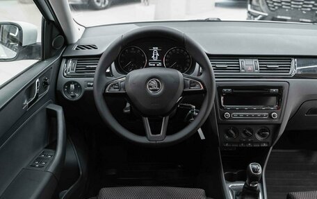 Skoda Rapid I, 2015 год, 790 000 рублей, 10 фотография