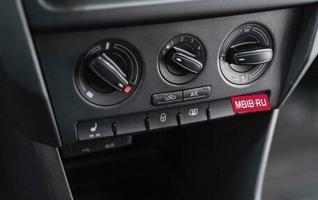 Skoda Rapid I, 2015 год, 790 000 рублей, 11 фотография