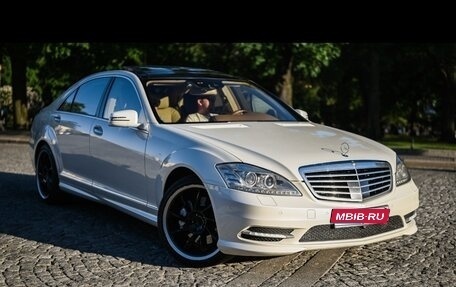 Mercedes-Benz S-Класс, 2009 год, 2 800 000 рублей, 1 фотография