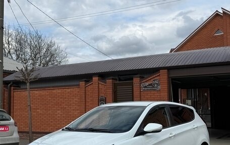 Hyundai Solaris II рестайлинг, 2014 год, 1 270 000 рублей, 1 фотография