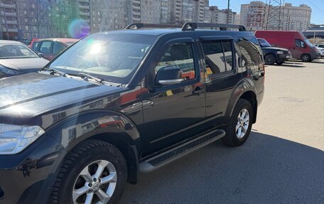 Nissan Pathfinder, 2012 год, 1 750 000 рублей, 2 фотография