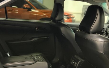 Toyota Camry, 2011 год, 1 595 000 рублей, 13 фотография