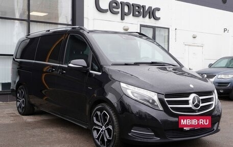 Mercedes-Benz V-Класс, 2015 год, 3 713 000 рублей, 3 фотография