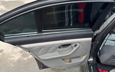 BMW 5 серия, 2002 год, 600 000 рублей, 11 фотография