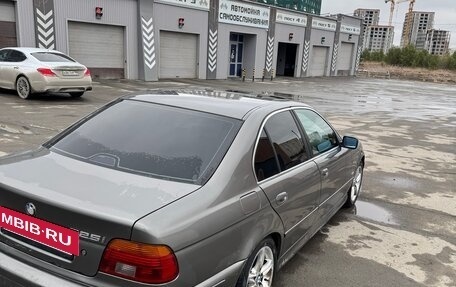 BMW 5 серия, 2002 год, 600 000 рублей, 4 фотография