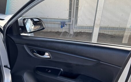 KIA Rio IV, 2017 год, 1 050 000 рублей, 10 фотография