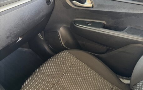 KIA Rio IV, 2017 год, 1 050 000 рублей, 13 фотография