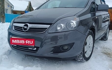 Opel Zafira B, 2011 год, 830 000 рублей, 5 фотография
