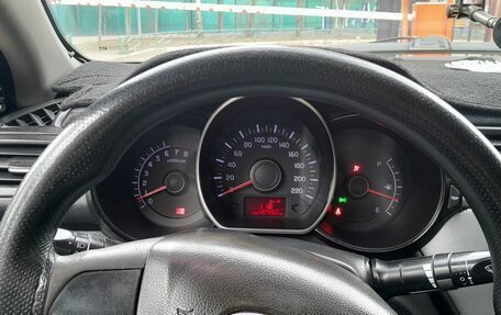 KIA Rio III рестайлинг, 2013 год, 450 000 рублей, 9 фотография