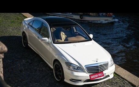 Mercedes-Benz S-Класс, 2009 год, 2 800 000 рублей, 2 фотография