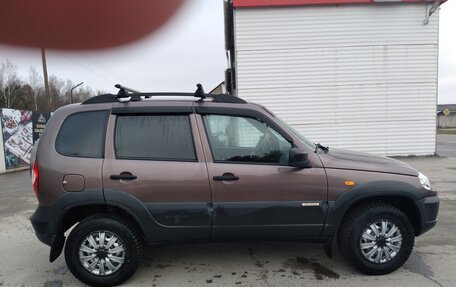 Chevrolet Niva I рестайлинг, 2020 год, 800 000 рублей, 2 фотография