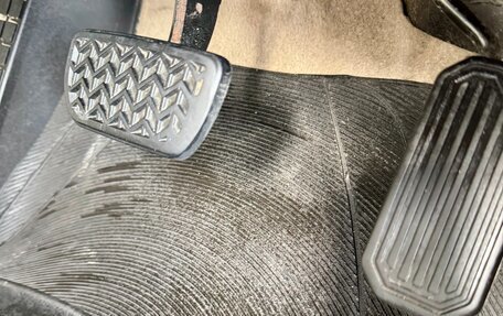 Toyota Corolla, 2005 год, 685 000 рублей, 16 фотография