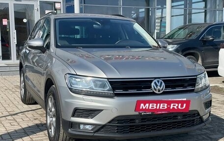 Volkswagen Tiguan II, 2019 год, 2 200 000 рублей, 4 фотография