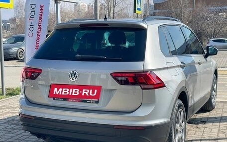 Volkswagen Tiguan II, 2019 год, 2 200 000 рублей, 5 фотография