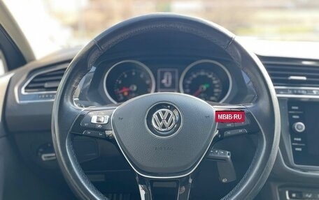 Volkswagen Tiguan II, 2019 год, 2 200 000 рублей, 21 фотография