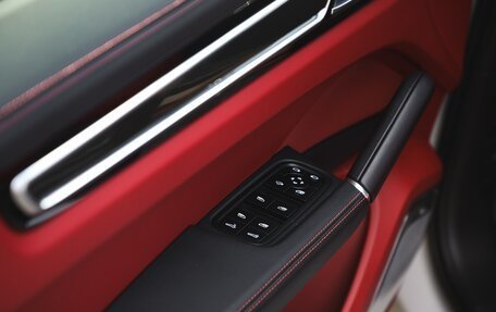 Porsche Cayenne III, 2022 год, 12 400 000 рублей, 17 фотография