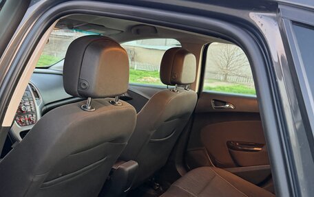 Opel Astra J, 2013 год, 870 000 рублей, 10 фотография