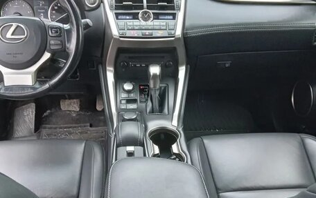 Lexus NX I, 2015 год, 2 780 000 рублей, 10 фотография