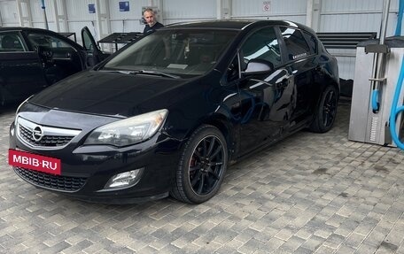 Opel Astra J, 2011 год, 660 000 рублей, 3 фотография