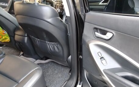 Hyundai Santa Fe III рестайлинг, 2017 год, 2 640 000 рублей, 17 фотография