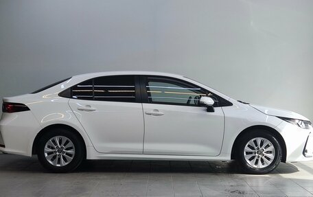 Toyota Corolla, 2022 год, 2 250 000 рублей, 4 фотография